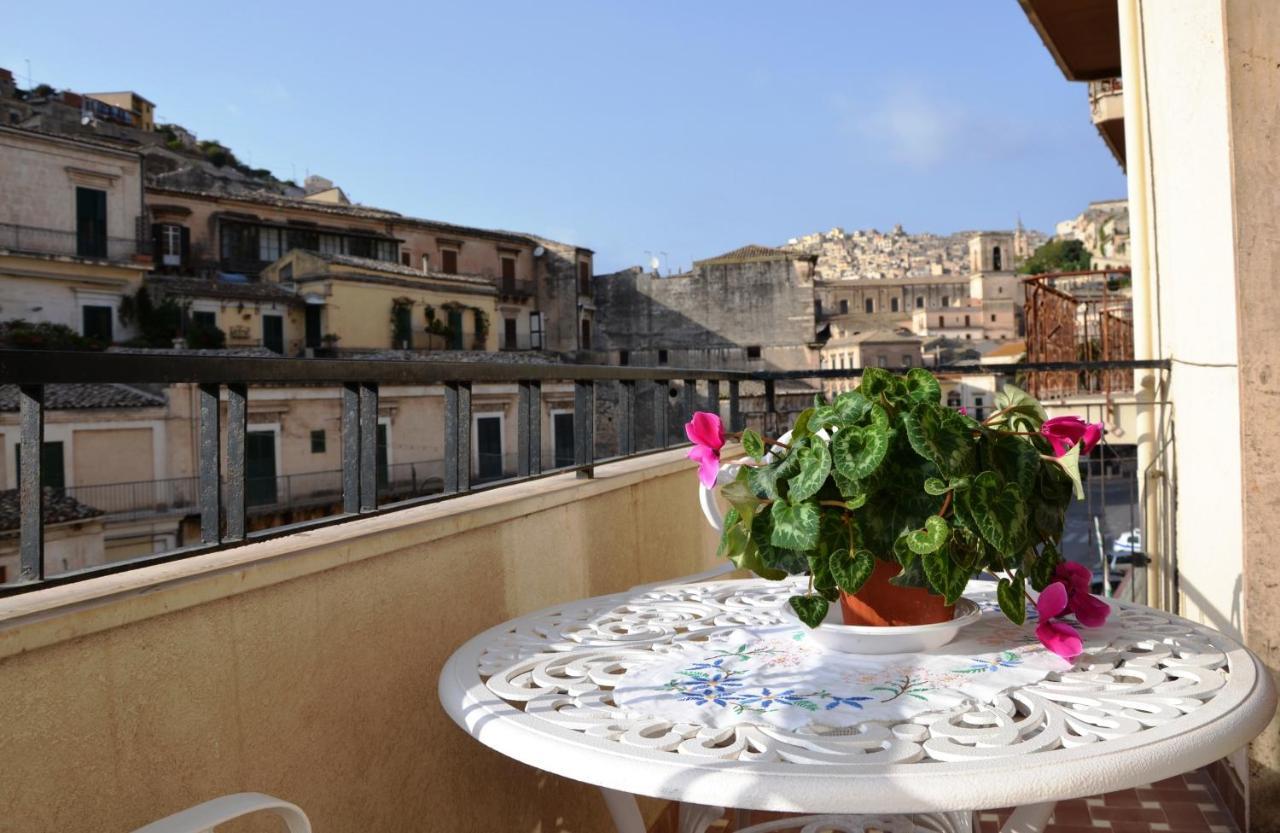 Stanze Barocche Bed & Breakfast Modica Exterior photo